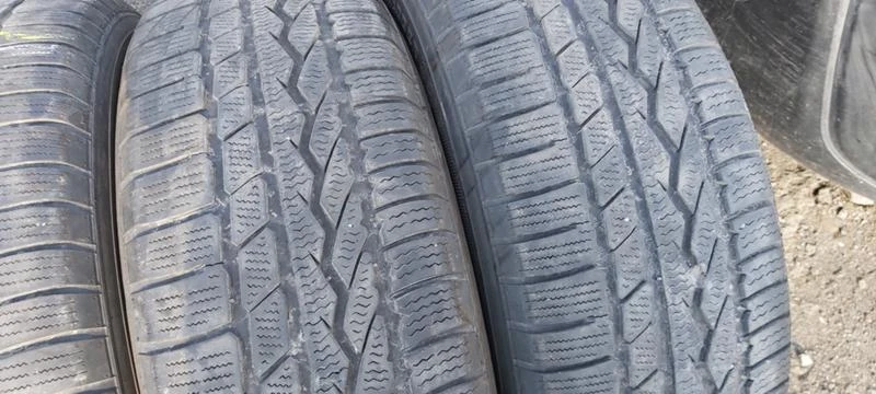 Гуми Зимни 225/60R17, снимка 3 - Гуми и джанти - 30921522