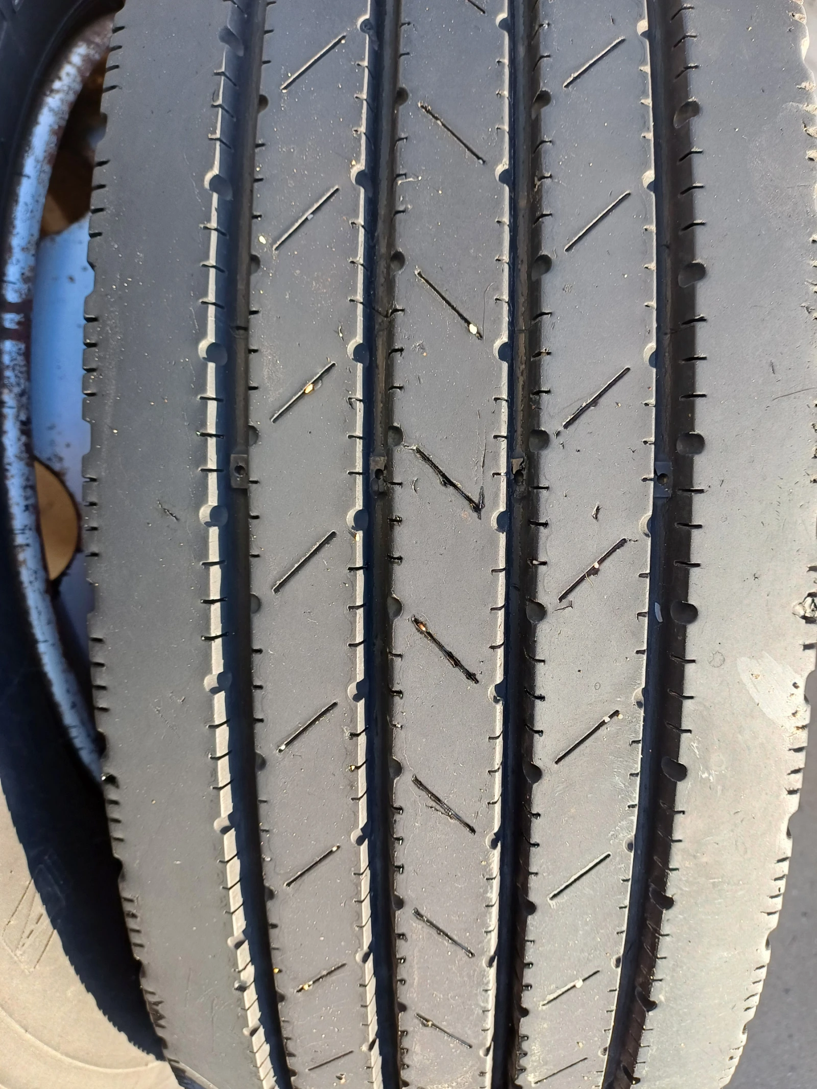 ���� � ������ 265/70R19.5 | Mobile.bg � ����������� 4