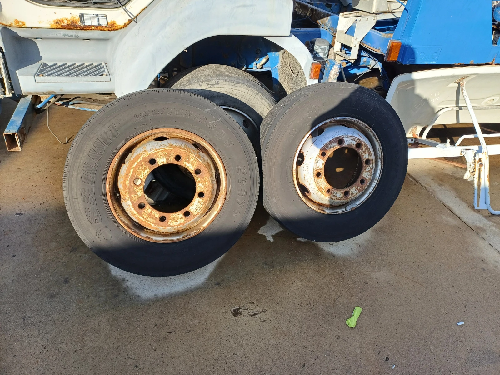 ���� � ������ 265/70R19.5 | Mobile.bg � ����������� 2