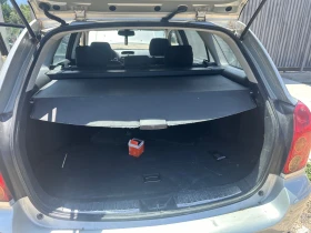Toyota Avensis 2.0vvt-i 147к.с НА ЧАСТИ, снимка 9