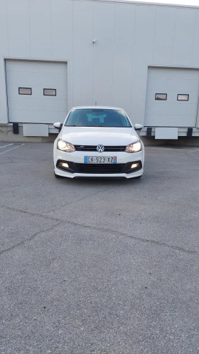 VW Polo 1.6 tdi R Line, снимка 3