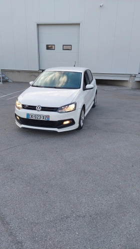 VW Polo 1.6 tdi R Line, снимка 2