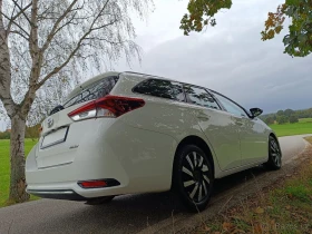 Toyota Auris 1.4 D4d / Перфектна /, снимка 6