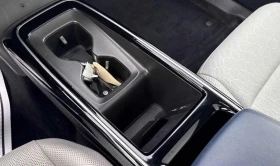 VW ID.4 Pro S* Pano* Back cam* Обдух* Подгрев* 2ключа*  | Auto.bg — изображение 11
