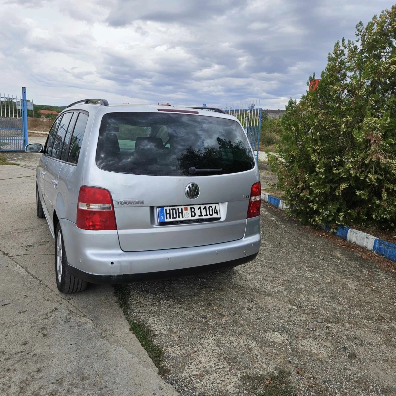 VW Touran 1600, снимка 2 - Автомобили и джипове - 47231352