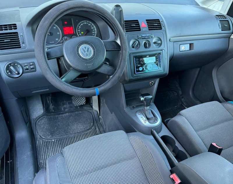 VW Touran 1, 9tdi 105ps, авто-DSG, клима, мулти, борд, usb, , снимка 15 - Автомобили и джипове - 47590799