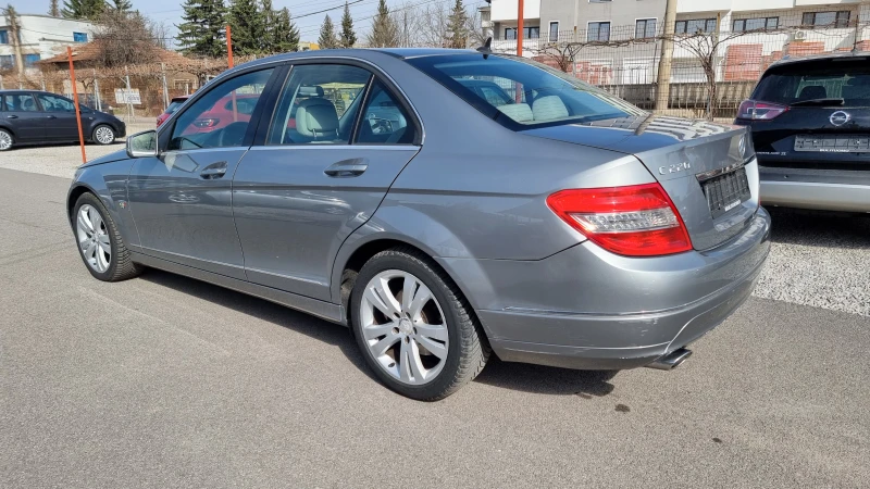 Mercedes-Benz C 220 2.2 CDI AUTOMATIC, снимка 6 - Автомобили и джипове - 49464144