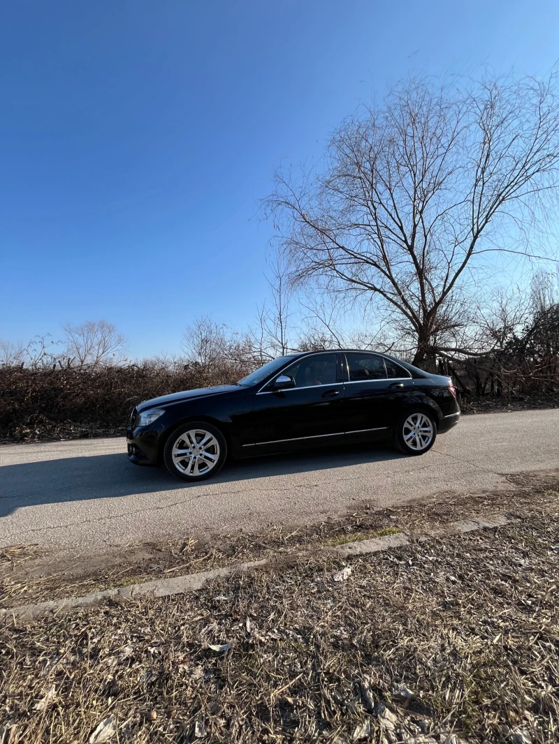 Mercedes-Benz C 220, снимка 3 - Автомобили и джипове - 49533019