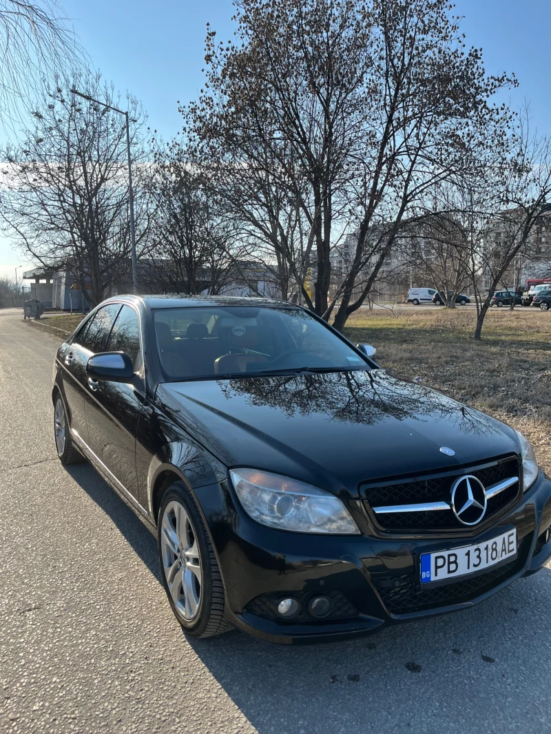 Mercedes-Benz C 220, снимка 1 - Автомобили и джипове - 49533019