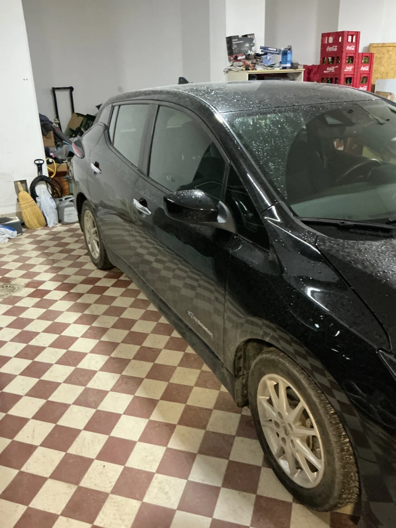 Nissan Leaf , снимка 2 - Автомобили и джипове - 49533923