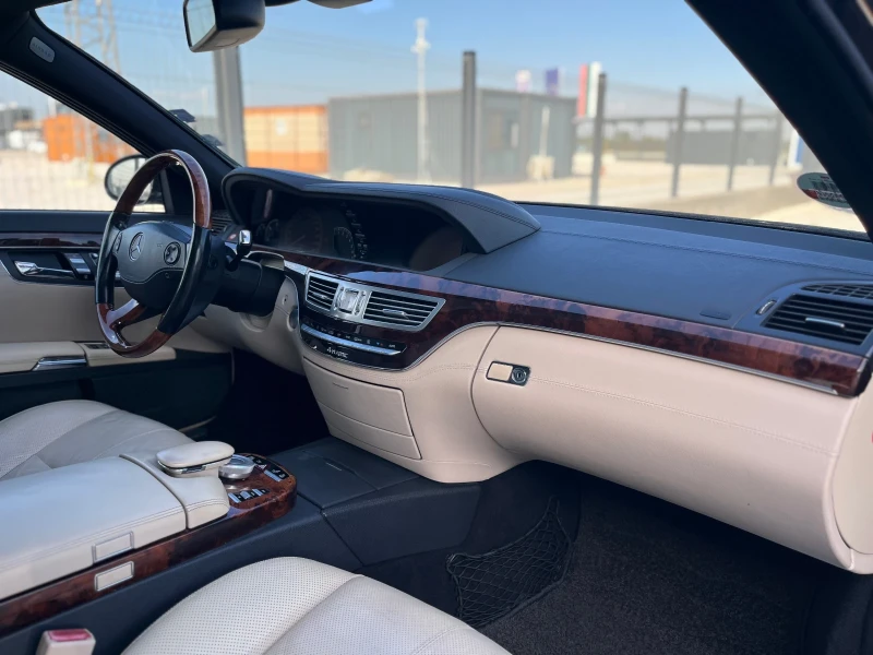 Mercedes-Benz S 500 LONG 4MATIC / Full екстри / Доказуеми километри, снимка 8 - Автомобили и джипове - 51652252