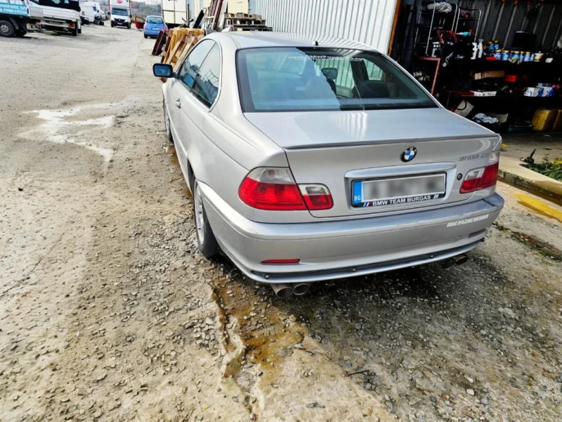 BMW 320, снимка 5 - Автомобили и джипове - 52597846