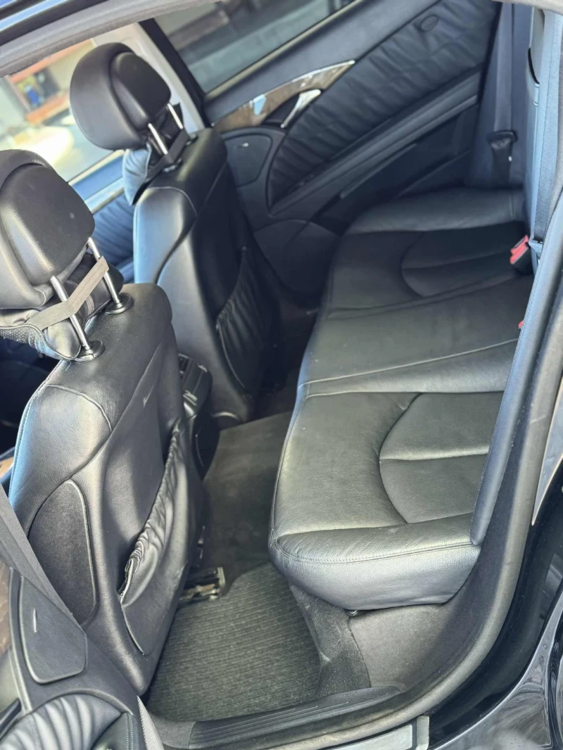 Mercedes-Benz E 320 320 CDI, снимка 9 - Автомобили и джипове - 52743866