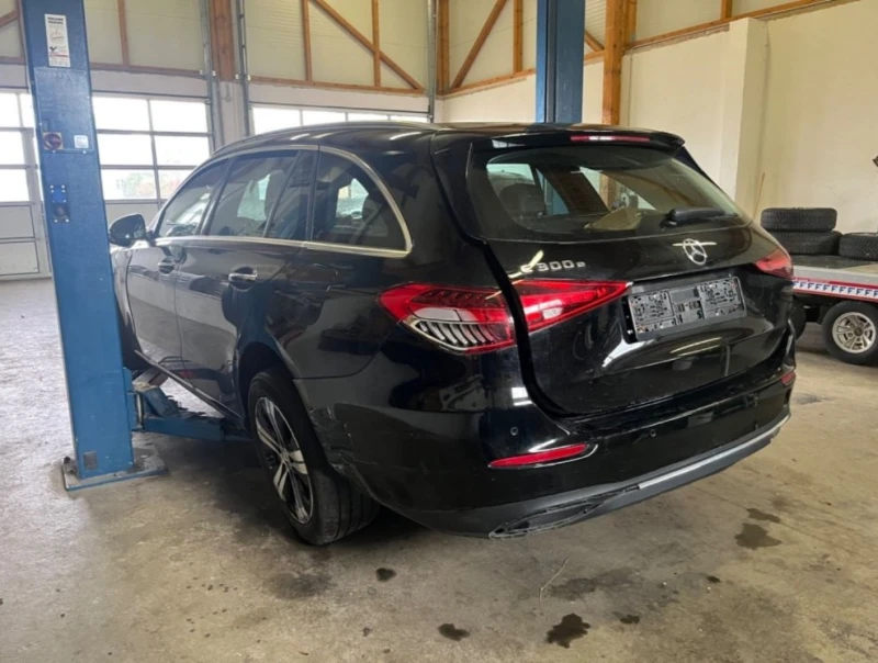 Mercedes-Benz C 300 e 