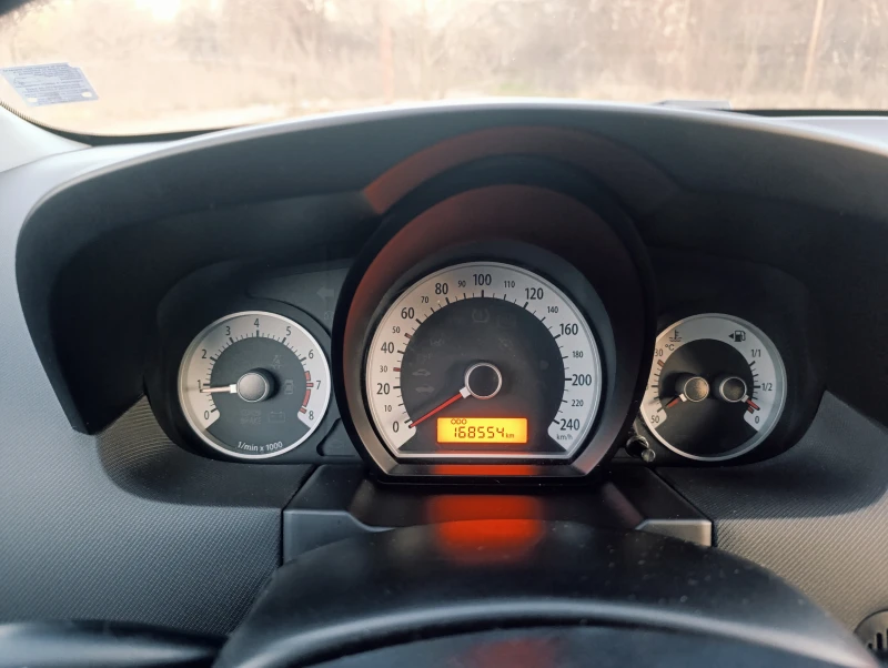 Kia Ceed 1.6i, снимка 13 - Автомобили и джипове - 52881658