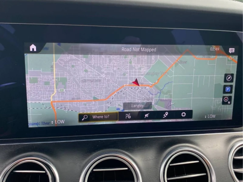 Mercedes-Benz E 63 AMG S * CARFAX * БЕЗ ПЪРВОНАЧАЛНА ВНОСКА, снимка 14 - Автомобили и джипове - 53114909