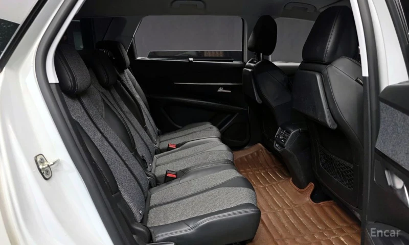 Peugeot 5008, снимка 12 - Автомобили и джипове - 53442205
