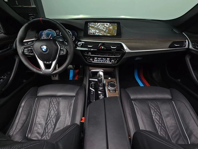 BMW 520 520d M Sport Package Plus| 190к.с.| ВКЛ.ТЕХНОТЕСТ, снимка 7 - Автомобили и джипове - 55441241