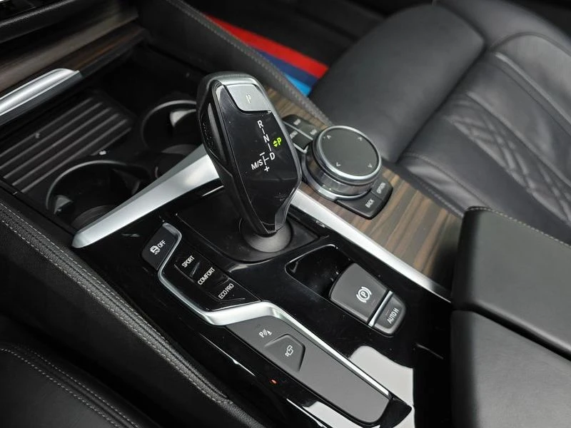 BMW 520 520d M Sport Package Plus| 190к.с.| ВКЛ.ТЕХНОТЕСТ, снимка 9 - Автомобили и джипове - 55441241
