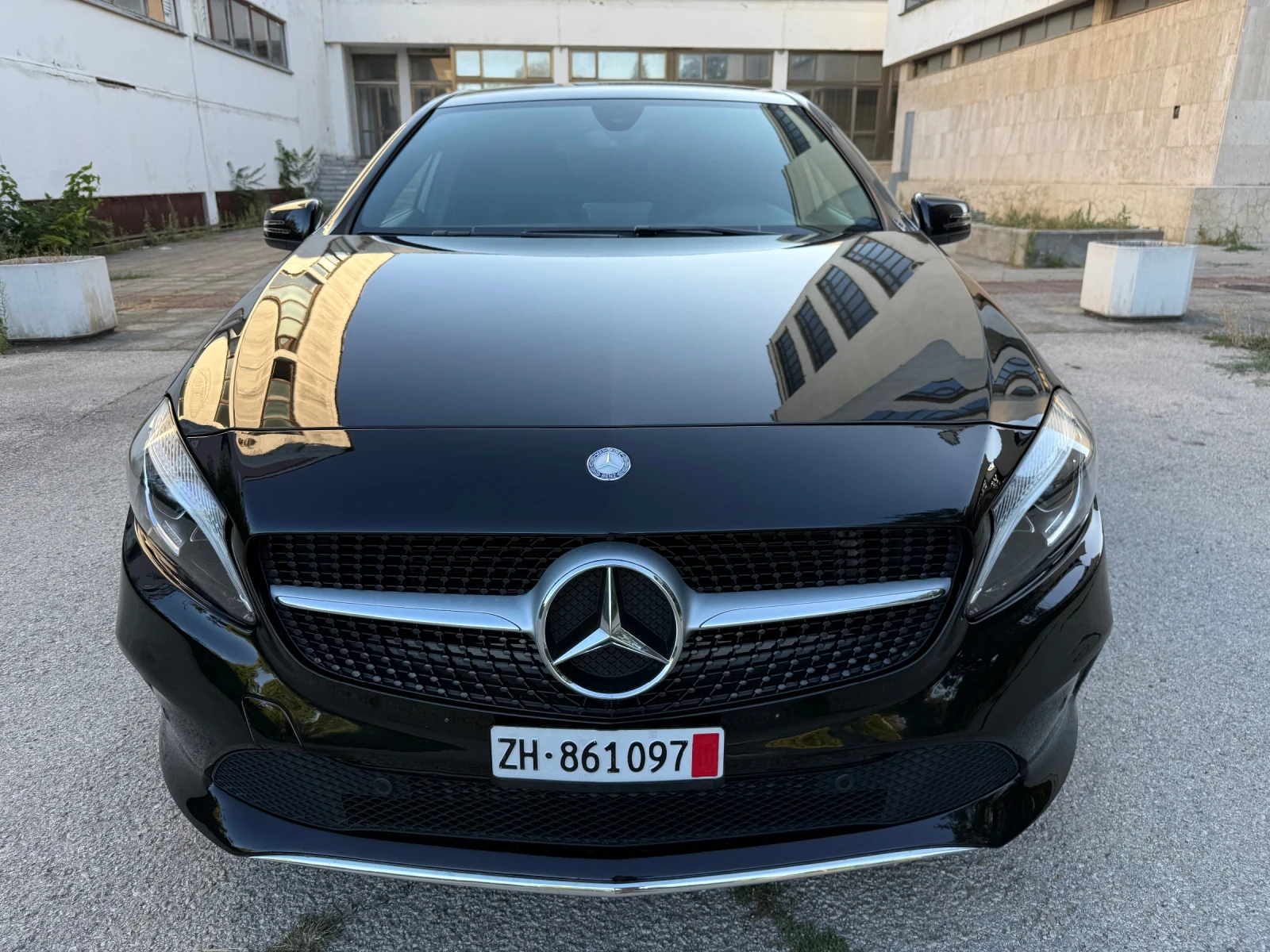 Mercedes-Benz A 180 i AUTOMATIC, снимка 1