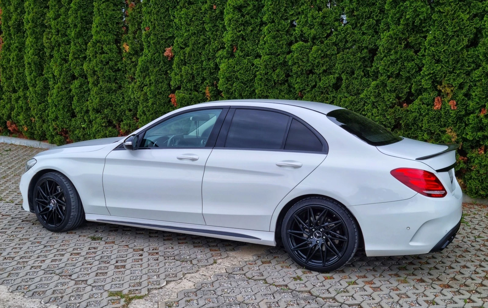 Mercedes-Benz C 250 BI-TURBO AMG NIGHT PACKAGE - изображение 6