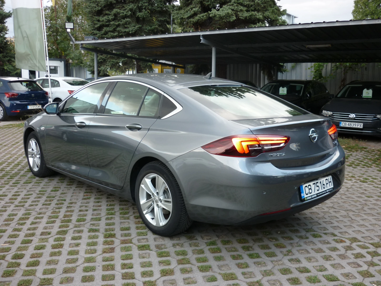 Opel Insignia GS Innovation 1.5T 165 HP A/T - изображение 5