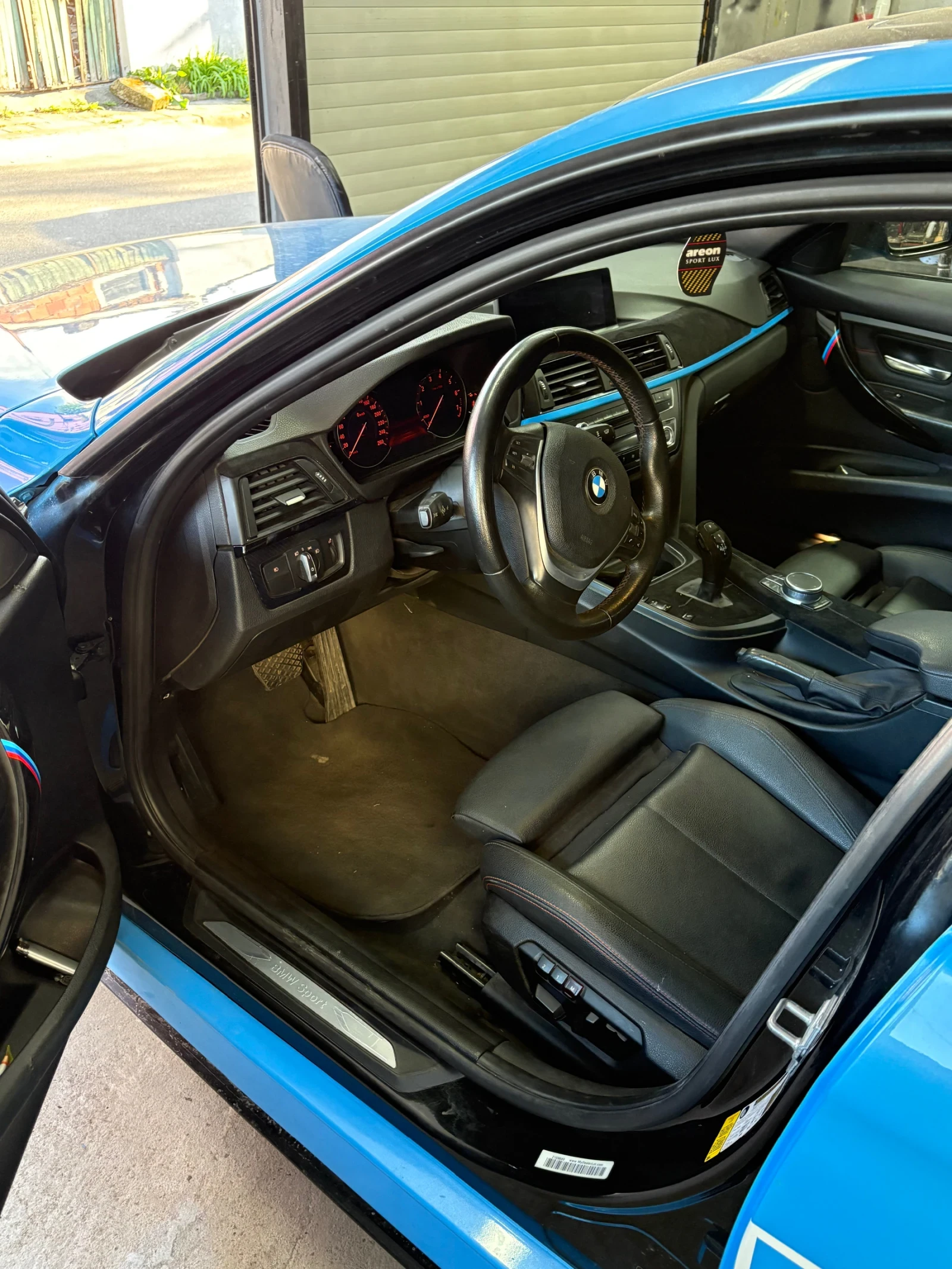 BMW 335 Задно - изображение 7