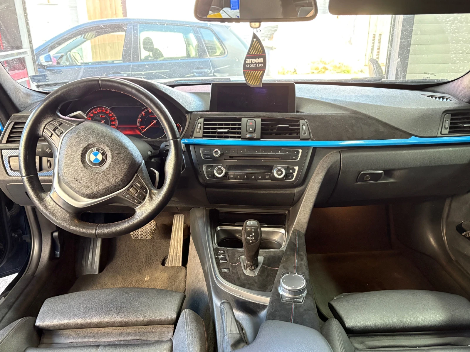 BMW 335 Задно - изображение 9