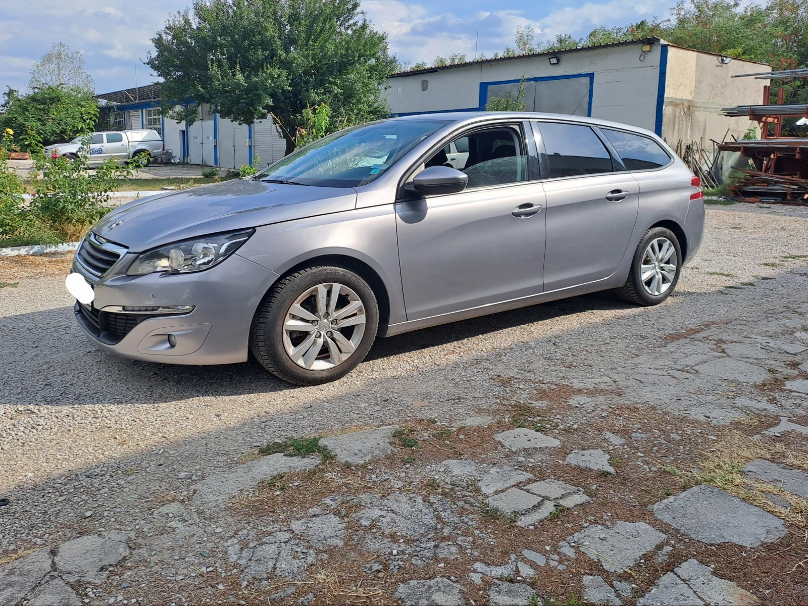 Peugeot 308  НАПЪЛНО ОБСЛУЖЕН!!! - изображение 6