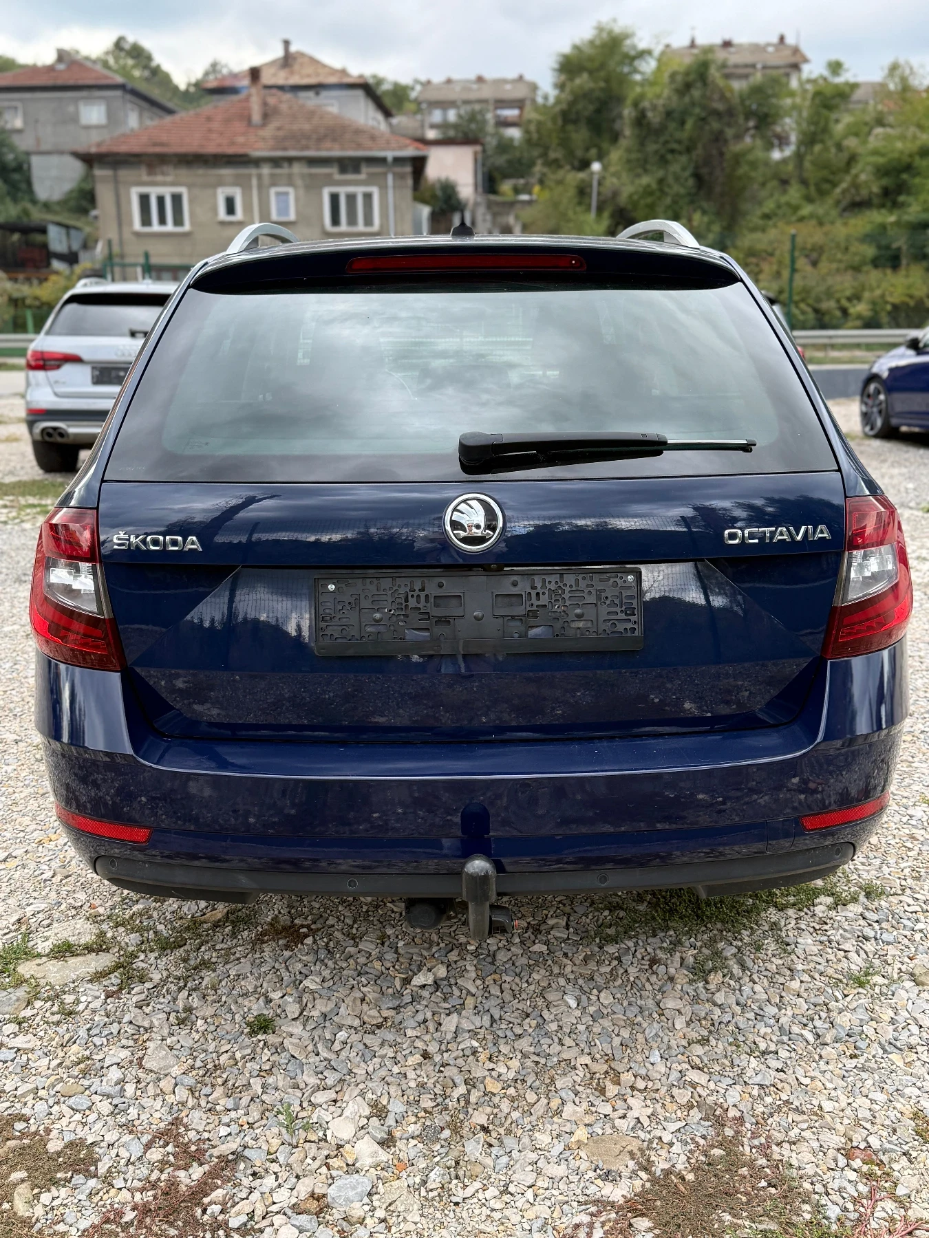 Skoda Octavia 2.0TDI DSG FACELIFT DISTRONIC EURO6 | Mobile.bg   12