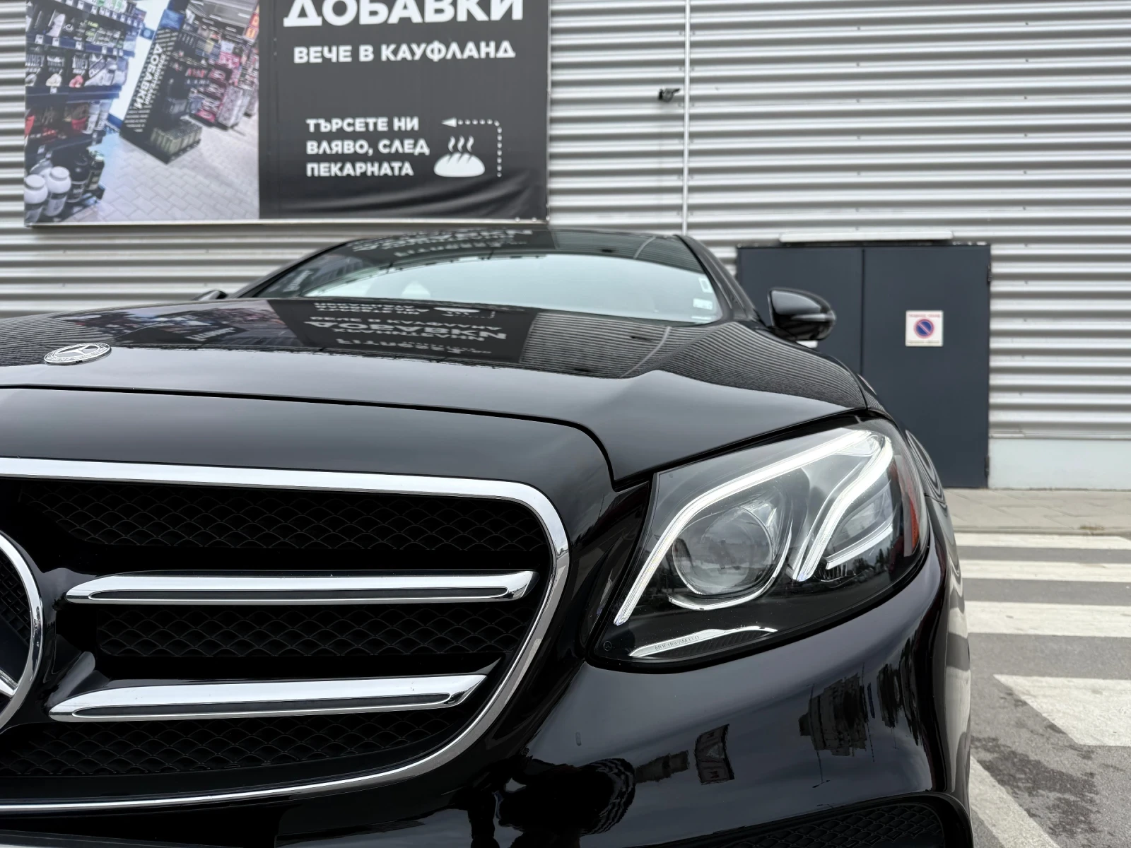 Mercedes-Benz E 350 9G-TRONIC 4matic Burmester - изображение 2