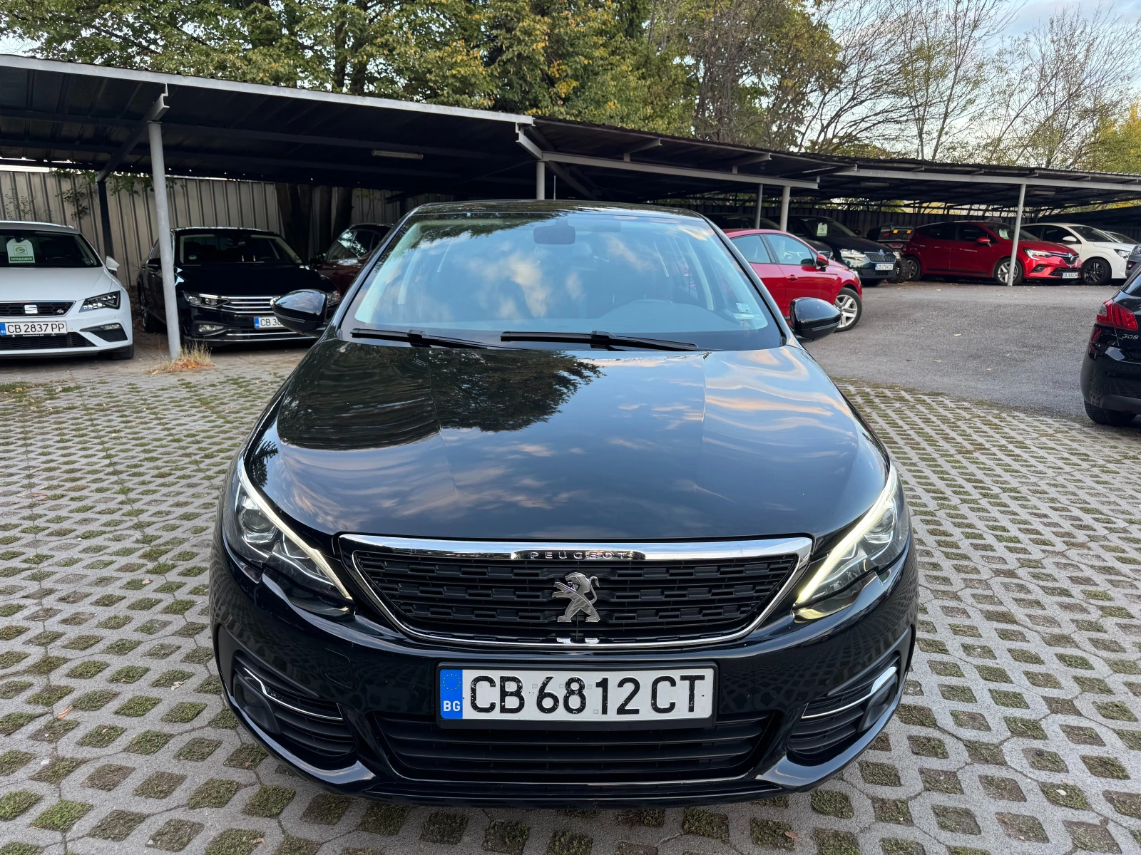 Peugeot 308 1.2 130 HP EAT8 - изображение 2