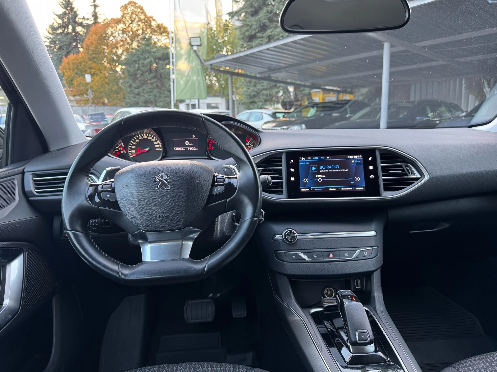 Peugeot 308 1.2 130 HP EAT8 - изображение 9