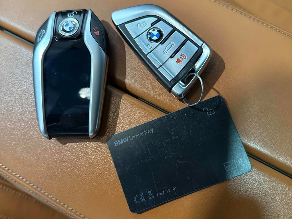 BMW M5 * Competition * CARFAX * ��� ������������ ������ | Mobile.bg � ����������� 13