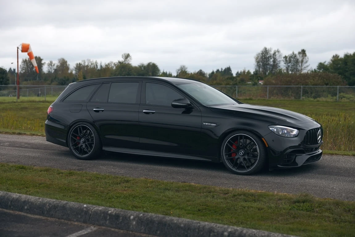 Mercedes-Benz E 63 AMG S * CARFAX * БЕЗ ПЪРВОНАЧАЛНА ВНОСКА - изображение 10