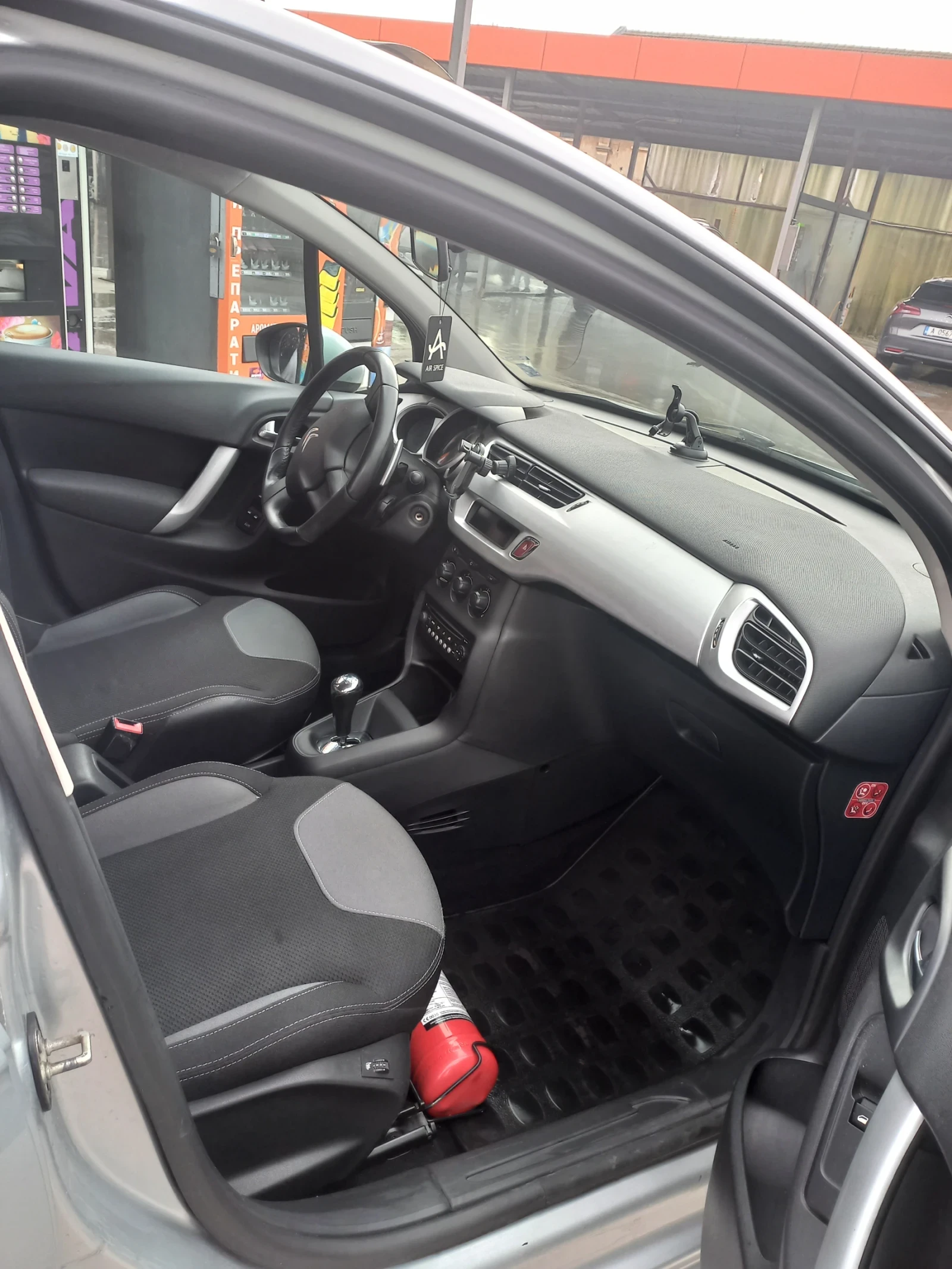 Citroen C3 лек автомобил - изображение 8