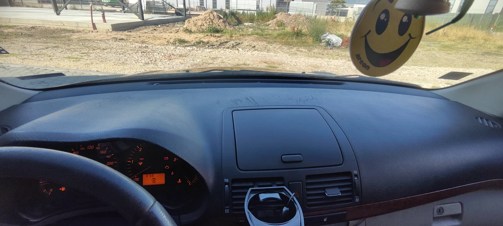 Toyota Avensis, снимка 6 - Автомобили и джипове - 54159320