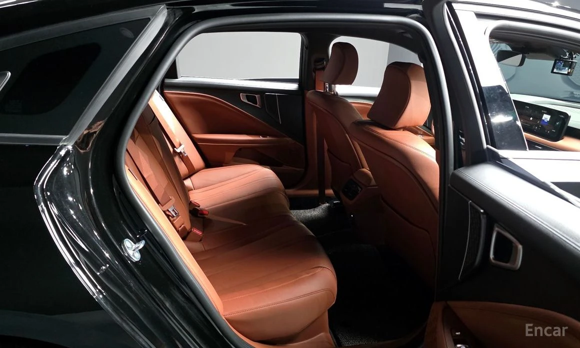 Kia K8 * HYBRID* NOBLESSE* FULL* КРАЙНА ЦЕНА* , снимка 11 - Автомобили и джипове - 54190740