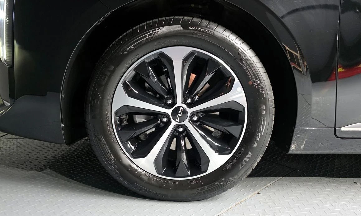 Kia K8 * HYBRID* NOBLESSE* FULL* КРАЙНА ЦЕНА* , снимка 5 - Автомобили и джипове - 54190740