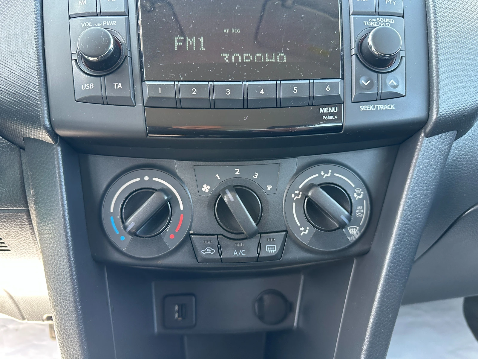 Suzuki Swift, снимка 13 - Автомобили и джипове - 54237571