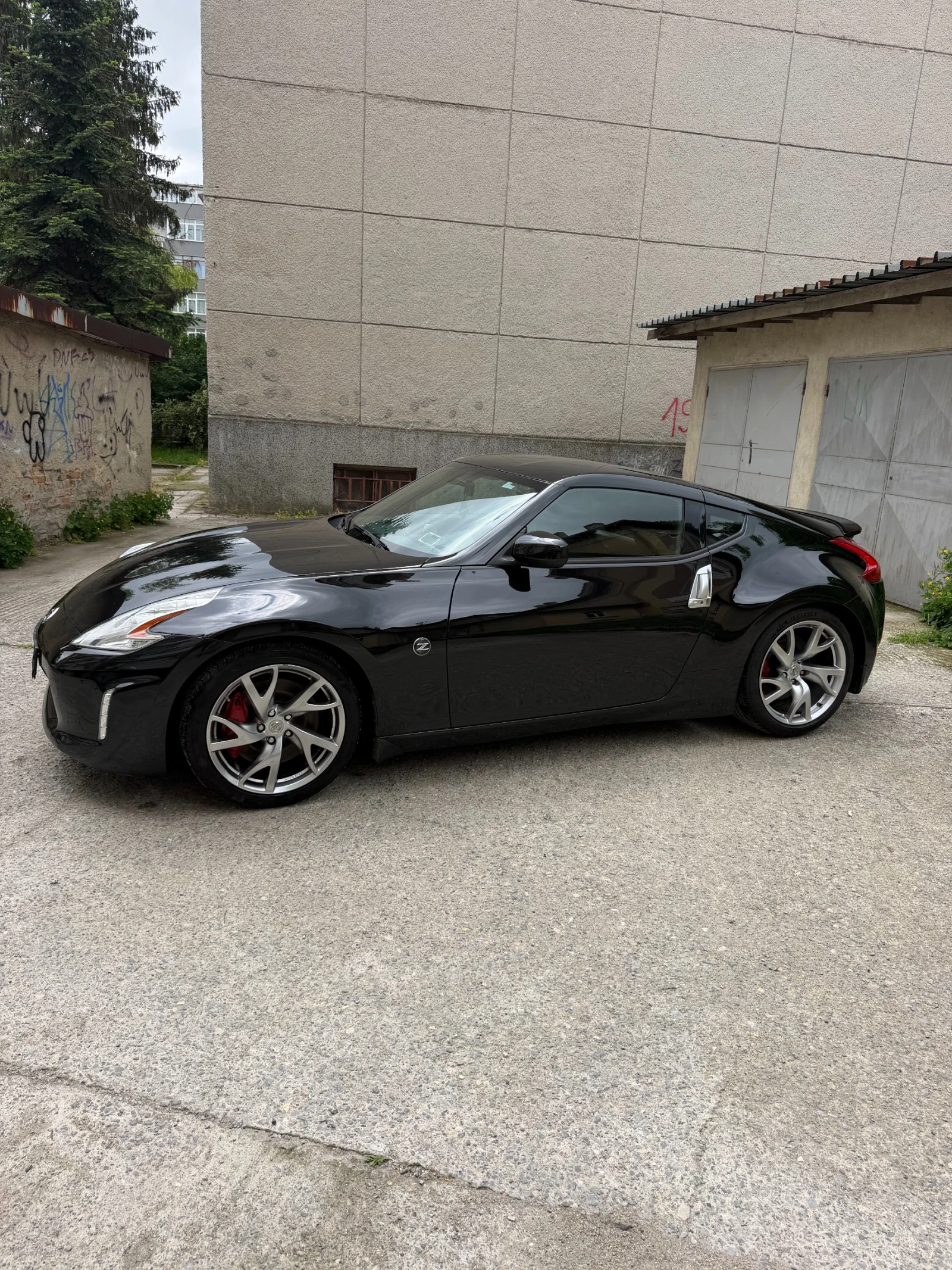 Nissan 370Z Facelift, снимка 4 - Автомобили и джипове - 54651710