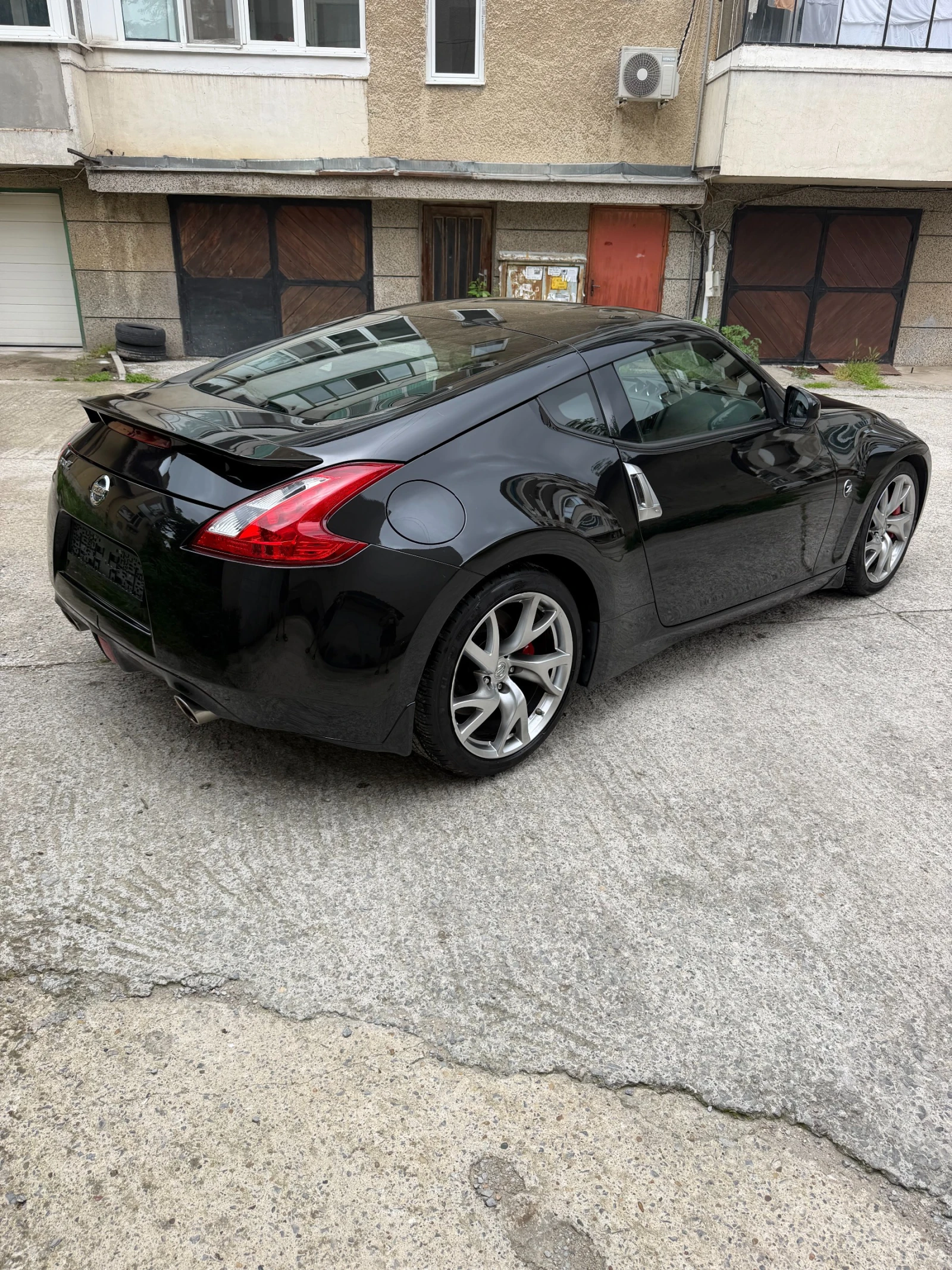 Nissan 370Z Facelift, снимка 5 - Автомобили и джипове - 54651710