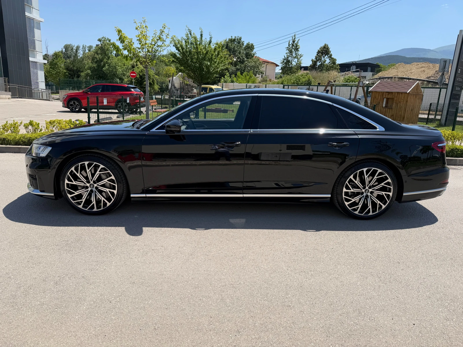 Audi A8 60 TFSI L