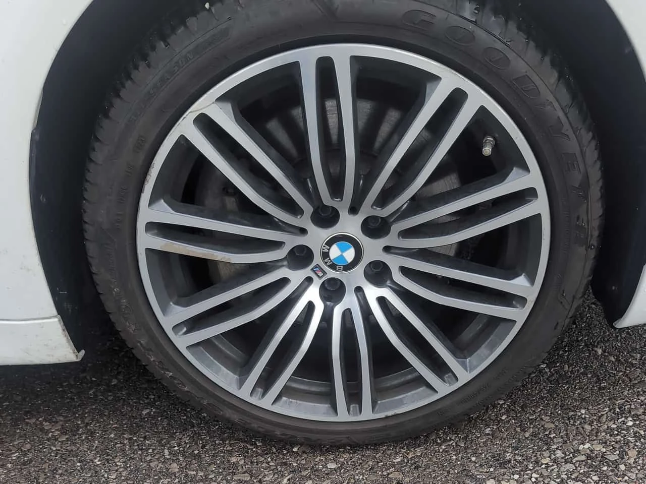 BMW 530 * xDrive * CARFAX * ОПЦИЯ ЗА ФИНАНСИРАНЕ , снимка 17 - Автомобили и джипове - 55226808