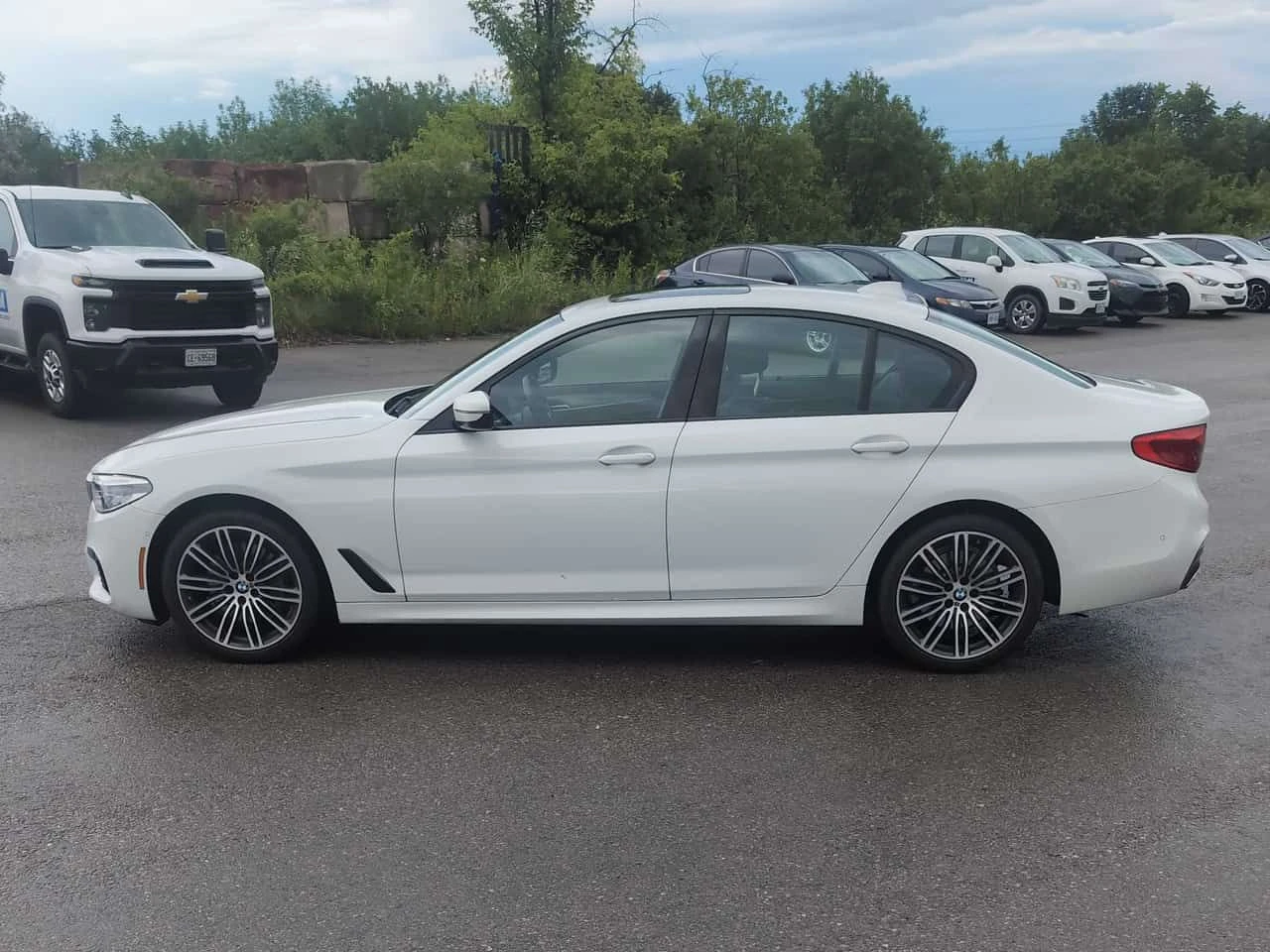 BMW 530 * xDrive * CARFAX * ОПЦИЯ ЗА ФИНАНСИРАНЕ , снимка 2 - Автомобили и джипове - 55226808