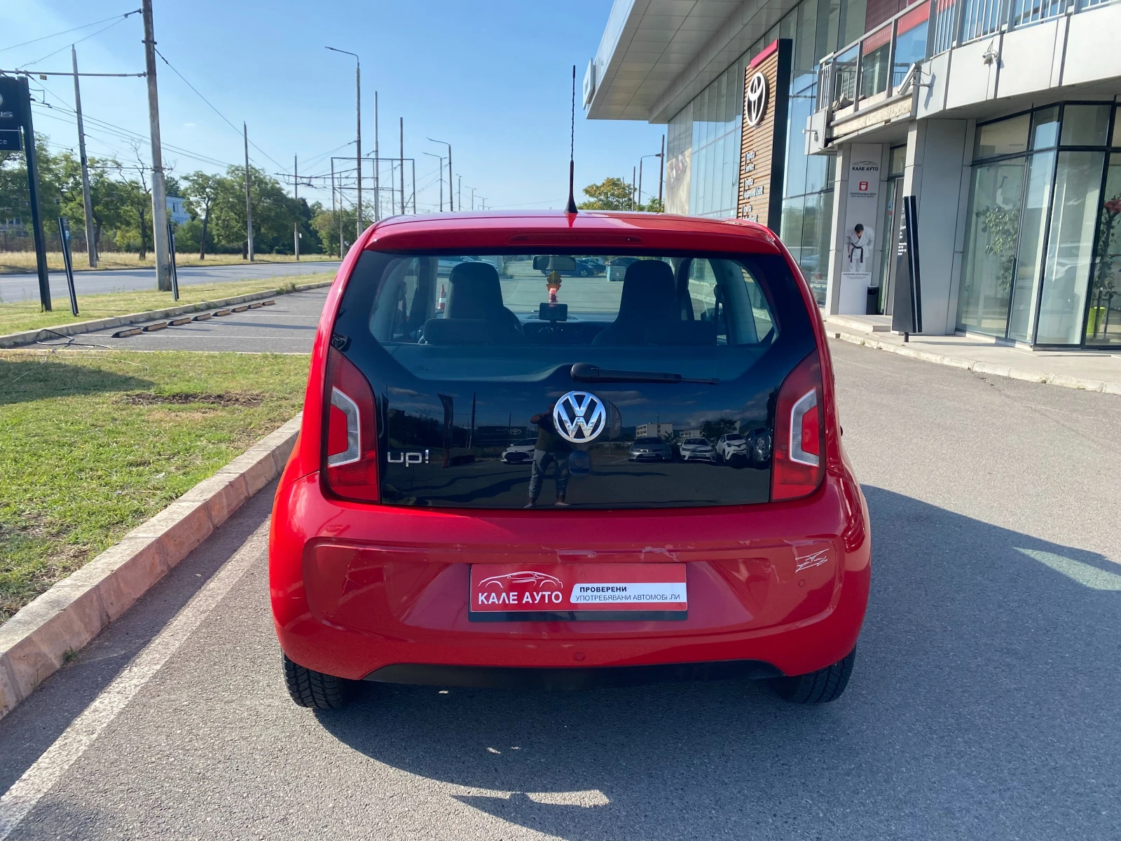VW Up 1.0 6MT, снимка 6 - Автомобили и джипове - 55401933