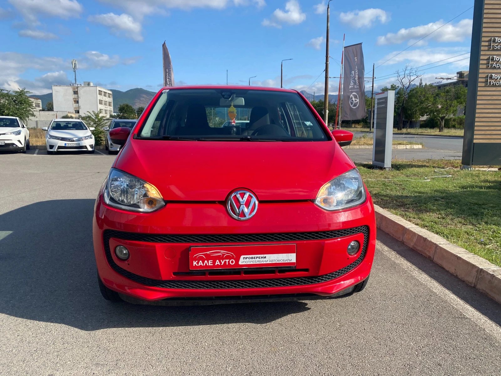 VW Up 1.0 6MT, снимка 2 - Автомобили и джипове - 55401933