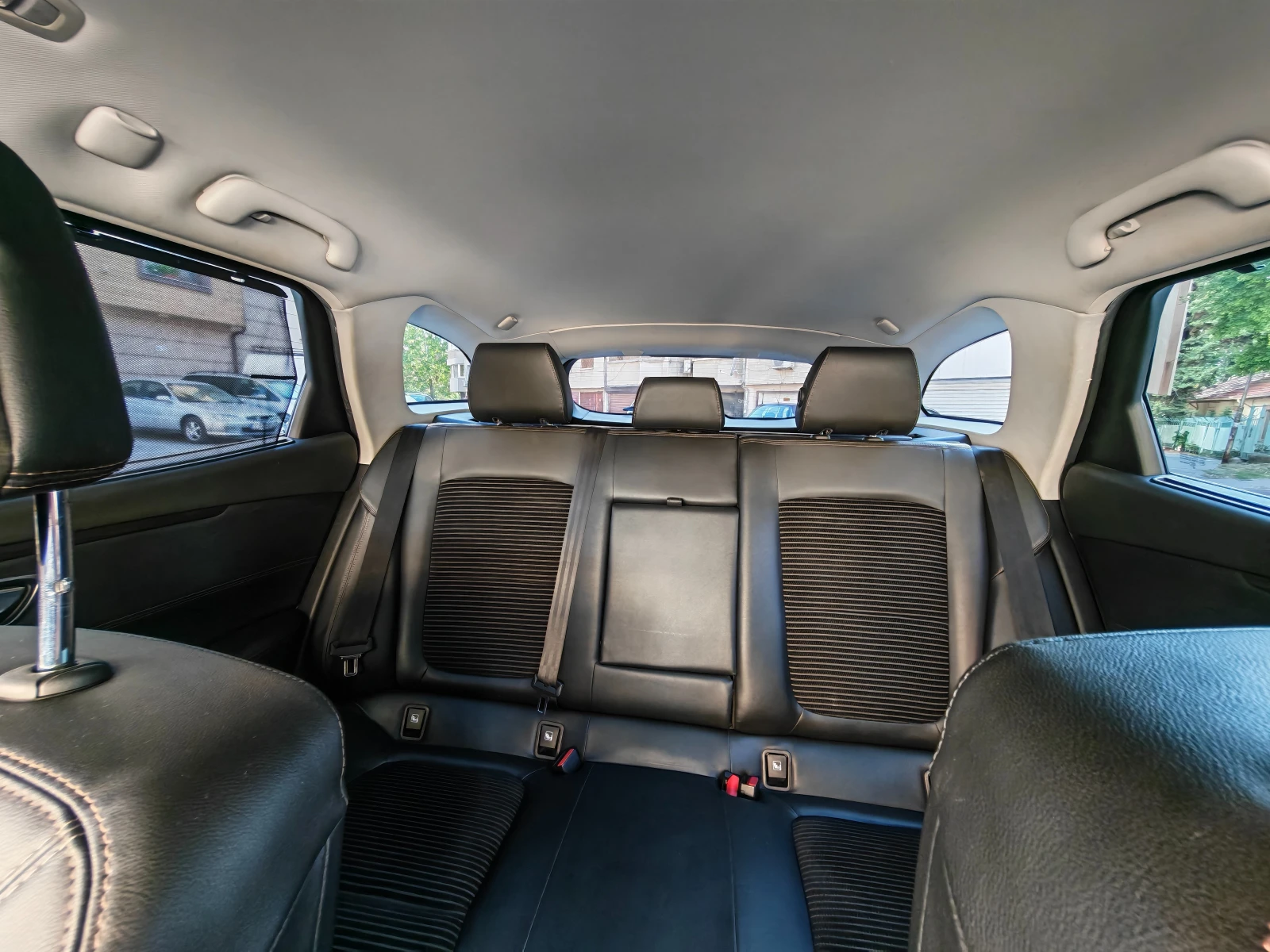 Renault Talisman 1.6, снимка 12 - Автомобили и джипове - 55675741