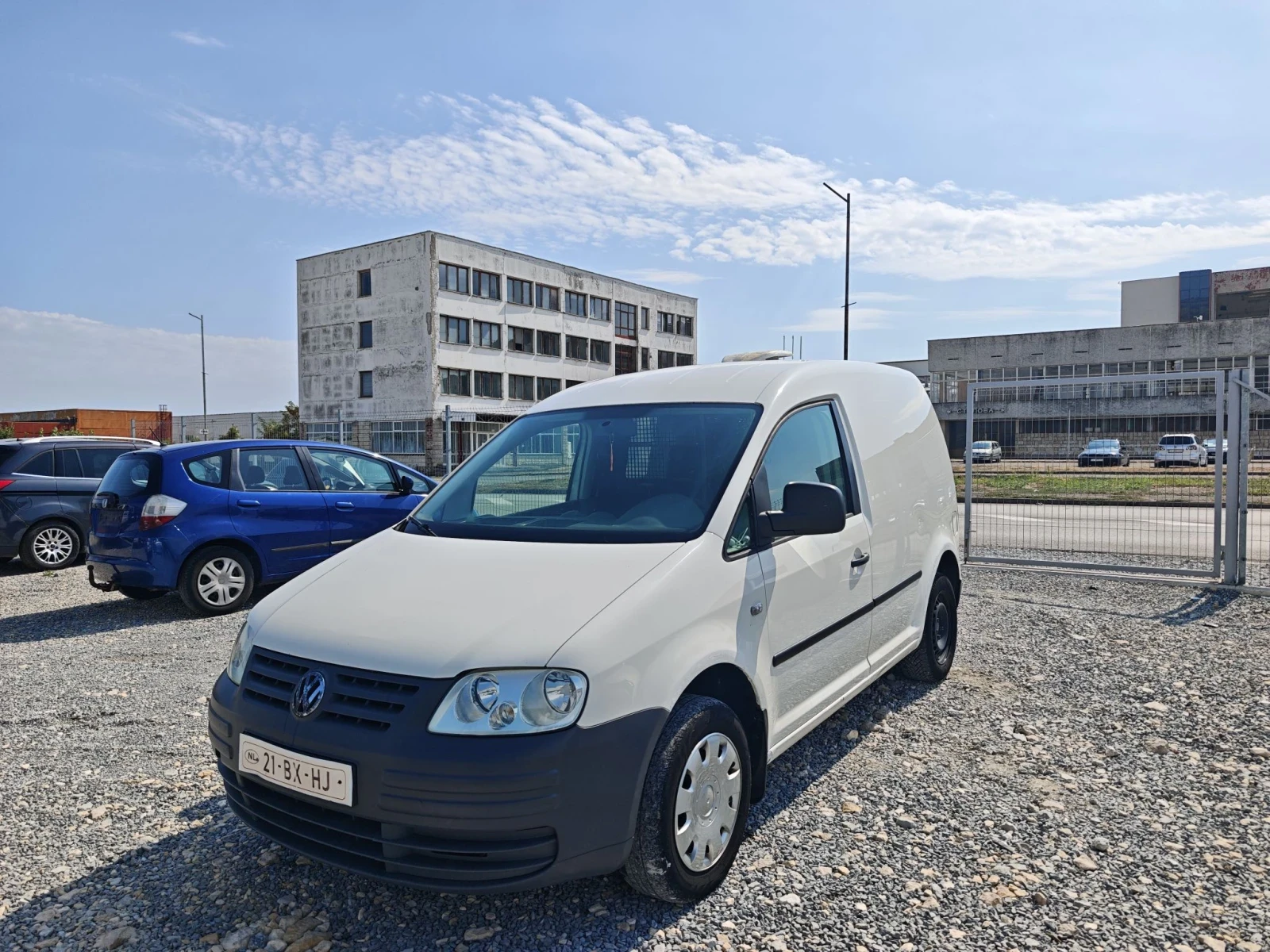 VW Caddy