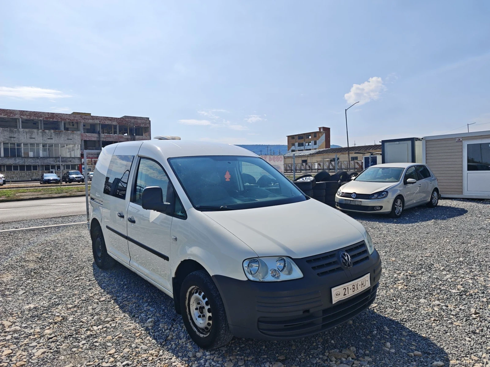 VW Caddy, снимка 3 - Автомобили и джипове - 55826727